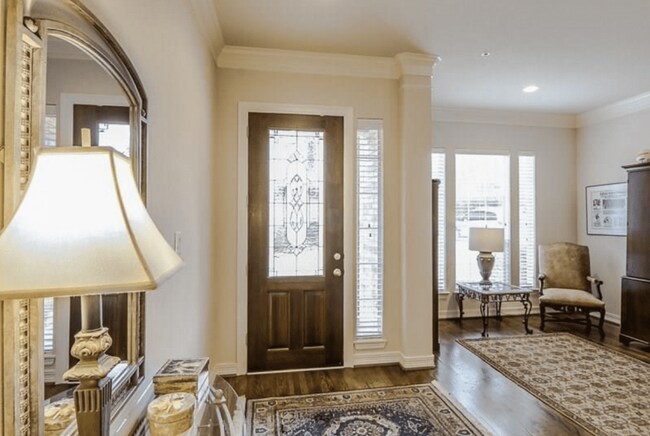 Building Photo - 3941 Spring Garden Dr