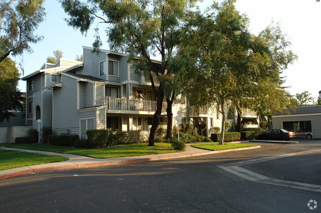 Foto del edificio - Meadowbrook