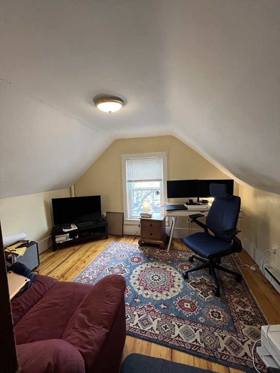 Building Photo - 26 White St