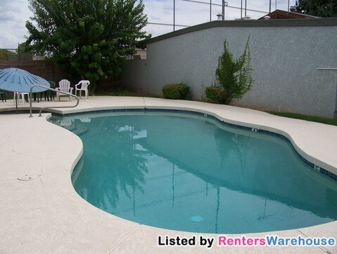 Building Photo - 7143 N 63rd Dr