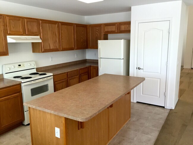 Foto del edificio - 44177 Palmen Dr