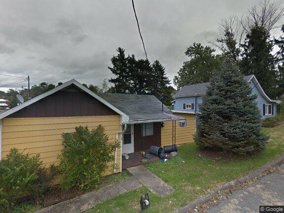 Building Photo - 292 Normandy St