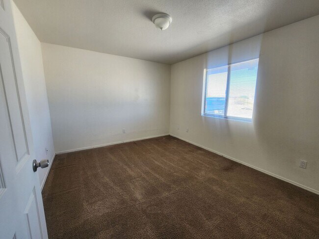 Building Photo - 73855 Desert Trail Dr