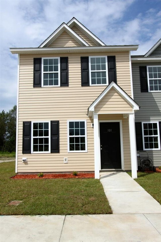 Foto principal - 2288 Catherine Lake Rd