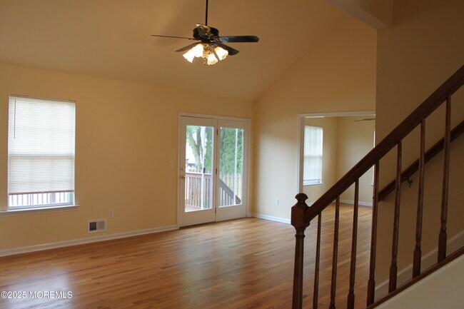 Foto del edificio - 1529 Windward Ave