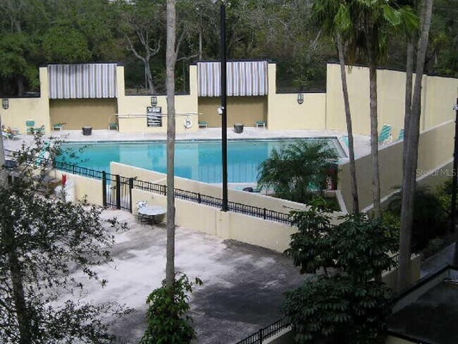 Foto del edificio - 201 W Laurel St