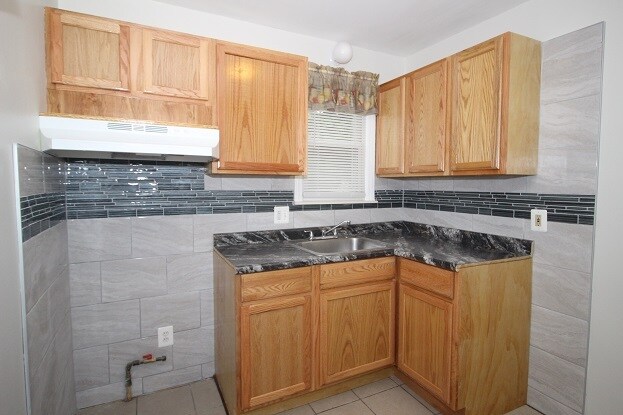 Foto del edificio - 22458 Tuscany Ave