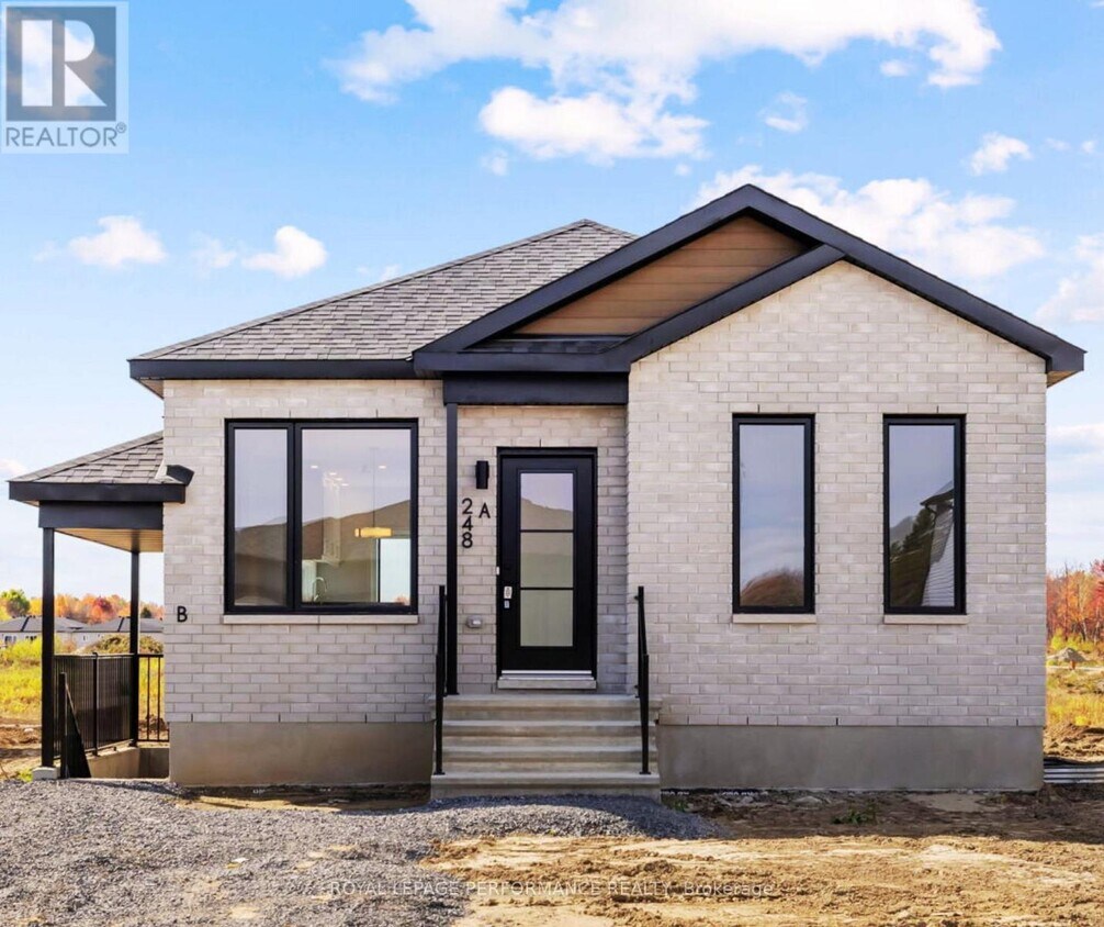 Photo principale - 248 Bourdeau Blvd