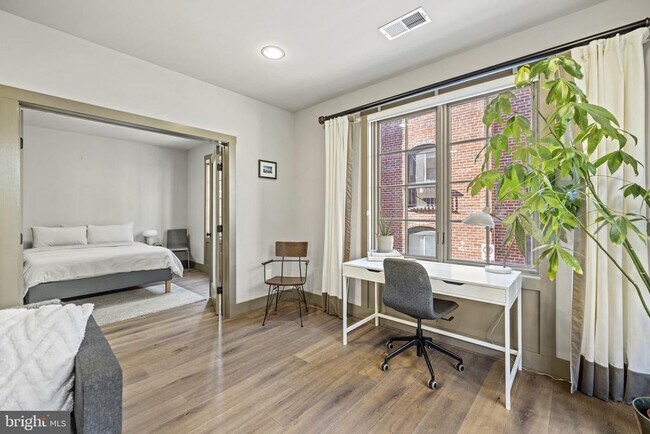 Foto del edificio - 3220 Grace St NW