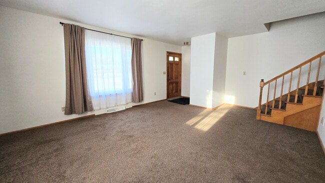 Building Photo - 9915 W Beloit Rd