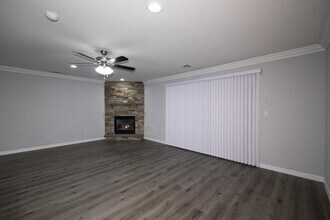 Fairfield Gables At South Setauket photo'