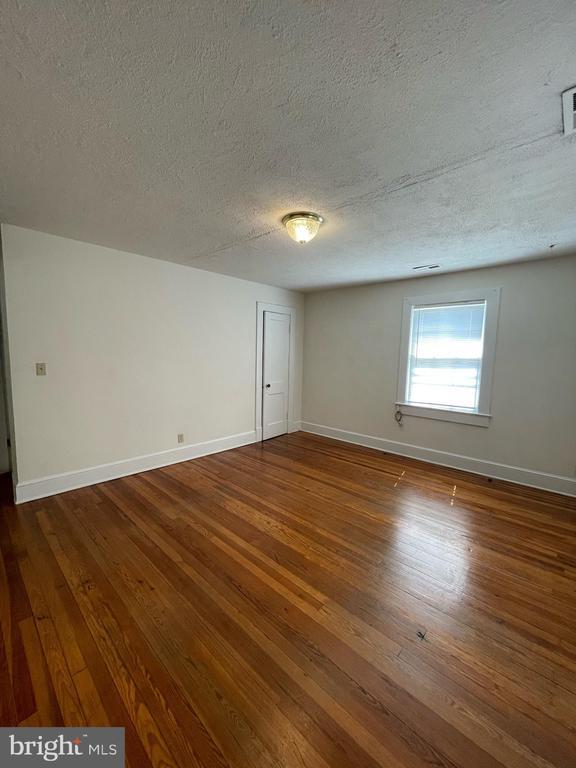 Building Photo - 1417 Hanover St