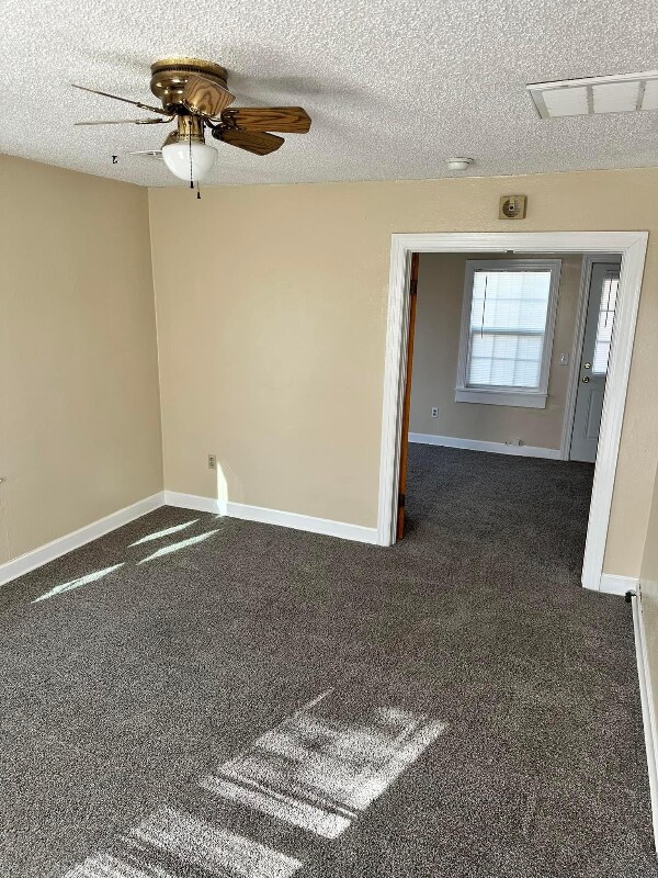 414 W 3rd St Unit 4, Stillwater, OK 74074 Room for Rent in Stillwater