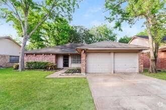 Building Photo - 13323 Oak Ledge Dr