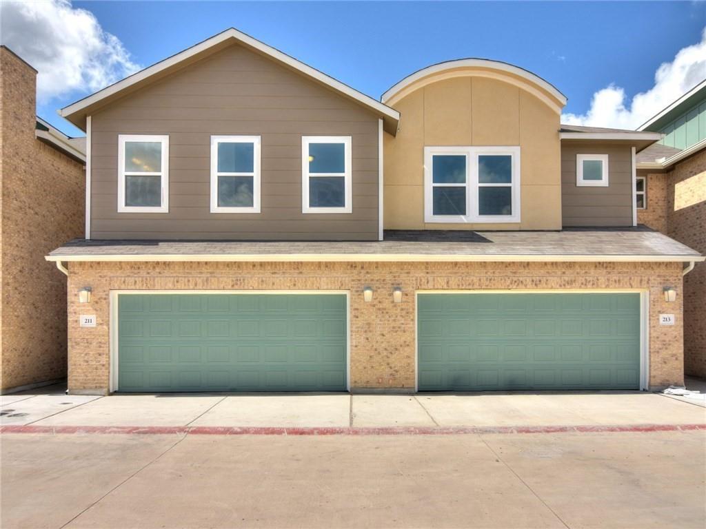 Foto principal - 213 Bridgeford Dr
