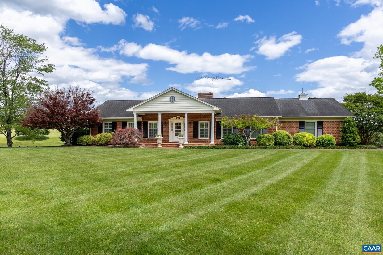 Foto principal - 4330 Ridge Rd