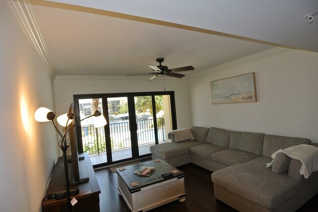Foto del edificio - 1501 Marina Isle Way