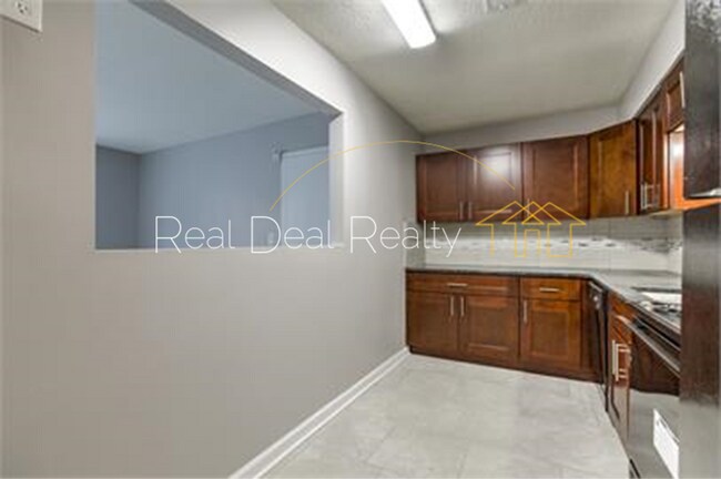 Building Photo - 1412 N 45th St
