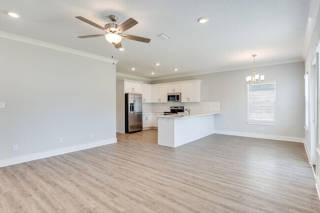 Foto del edificio - 170 Bradford Ct