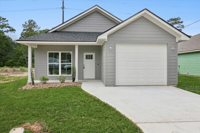 Building Photo - 9896 Golden Ln