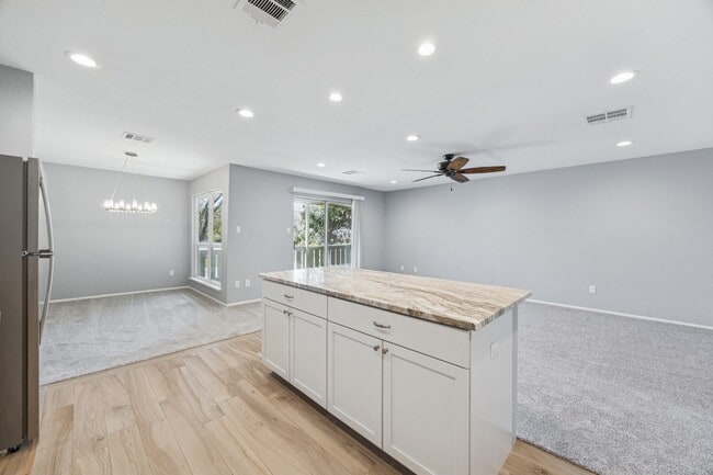 Building Photo - 5005 Georgi Ln