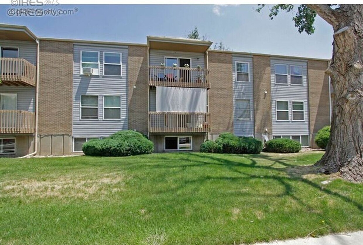 Primary Photo - $500 OFF 1ST MONTH'S RENT! CHARMING 1 Bed ...