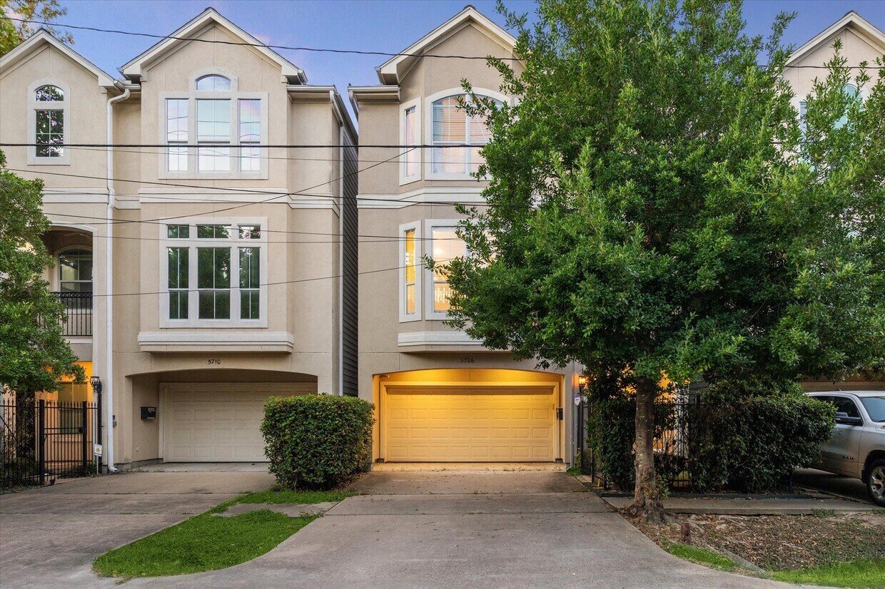 Foto principal - 5706 Blossom St