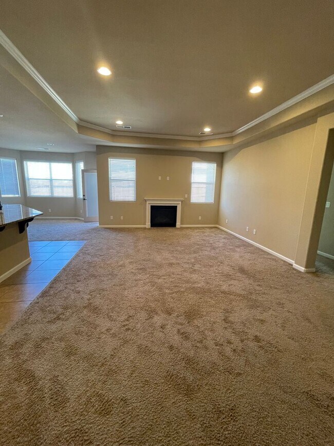 Foto del edificio - Kiley Ranch 3 bedroom 2 bath- Available NOW