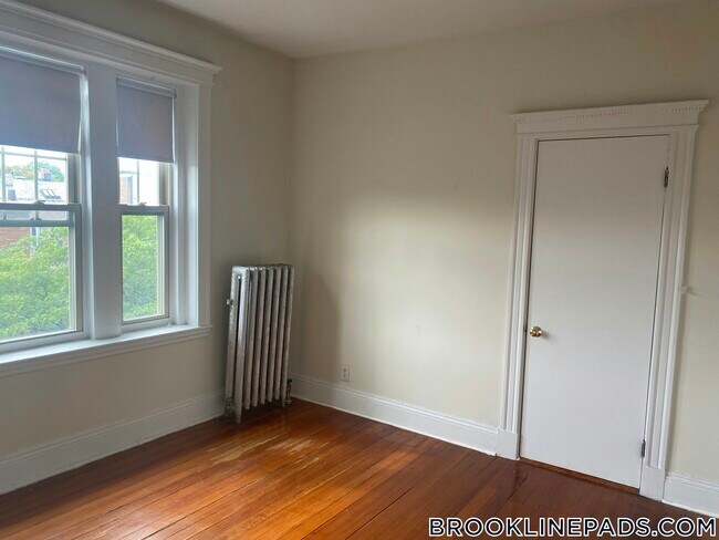 Foto del edificio - 1788 Beacon St