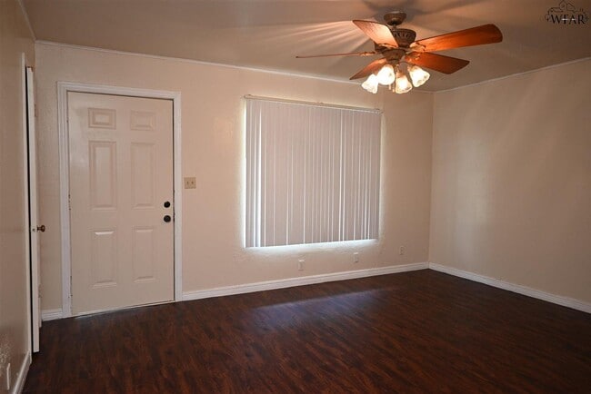 Building Photo - 4355 Boren Ave