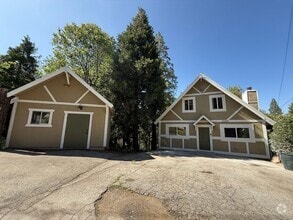 Building Photo - 22266 Crest Ln