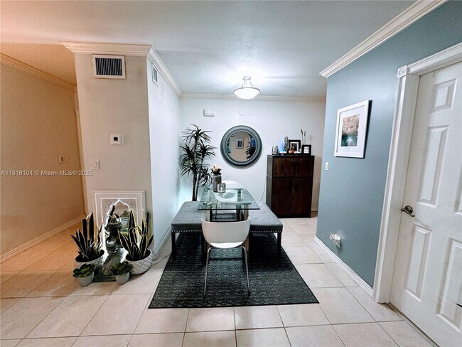 Foto del edificio - 2424 SE 17th St