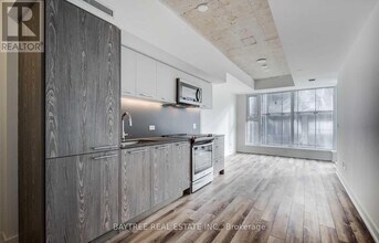 Building Photo - 30 Baseball Pl