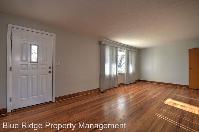 Foto del edificio - 3 br, 2 bath House - 1536 Kenmore Drive