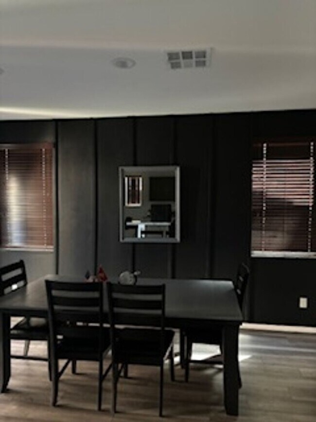 Foto del edificio - 3 Bedroom Townhome in Winchester