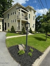 Building Photo - 7 N Circular St
