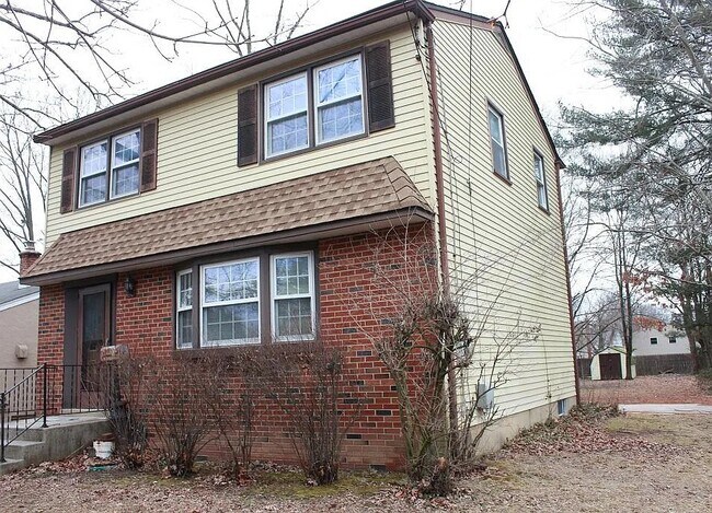 FRENTE DE LA CASA - 201 Deptford Rd