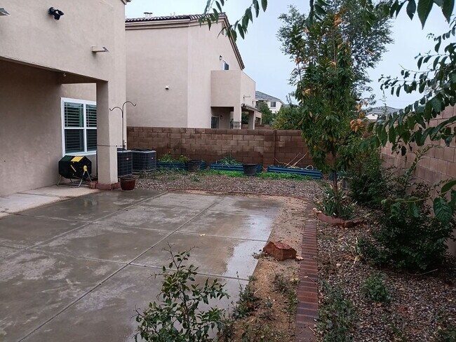 Foto del edificio - Single Family Home