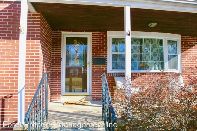 Building Photo - 3 br, 2 bath House - 513 W Holly Oak Rd