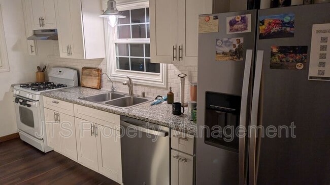 Photo - 3107 Del Paso Blvd House