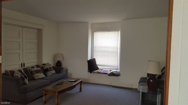 Building Photo - 5 br, 2 bath House - 815 Arch St 815 Arch