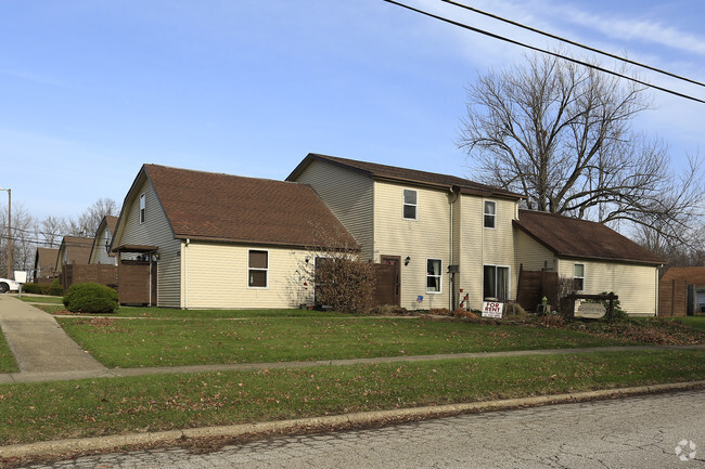 1025 E 15th St - Woodbine Apartments