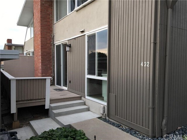 Foto del edificio - 432 Seaward Rd