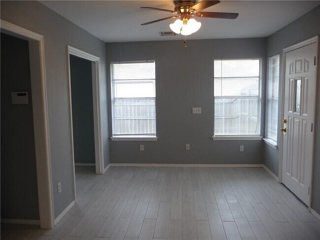 Building Photo - 2415 Truitt St