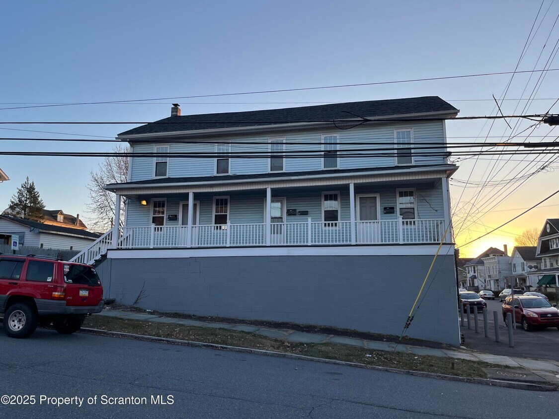 Foto principal - 401 Prospect Ave