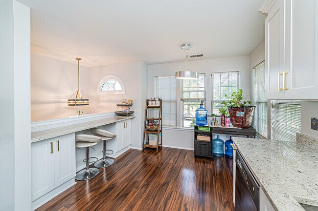 Foto del edificio - 1236 Clearview Ct