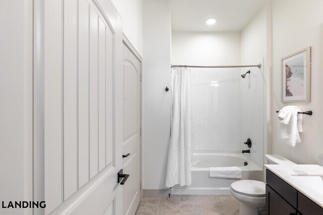 Building Photo - 3235 Heritage Trl