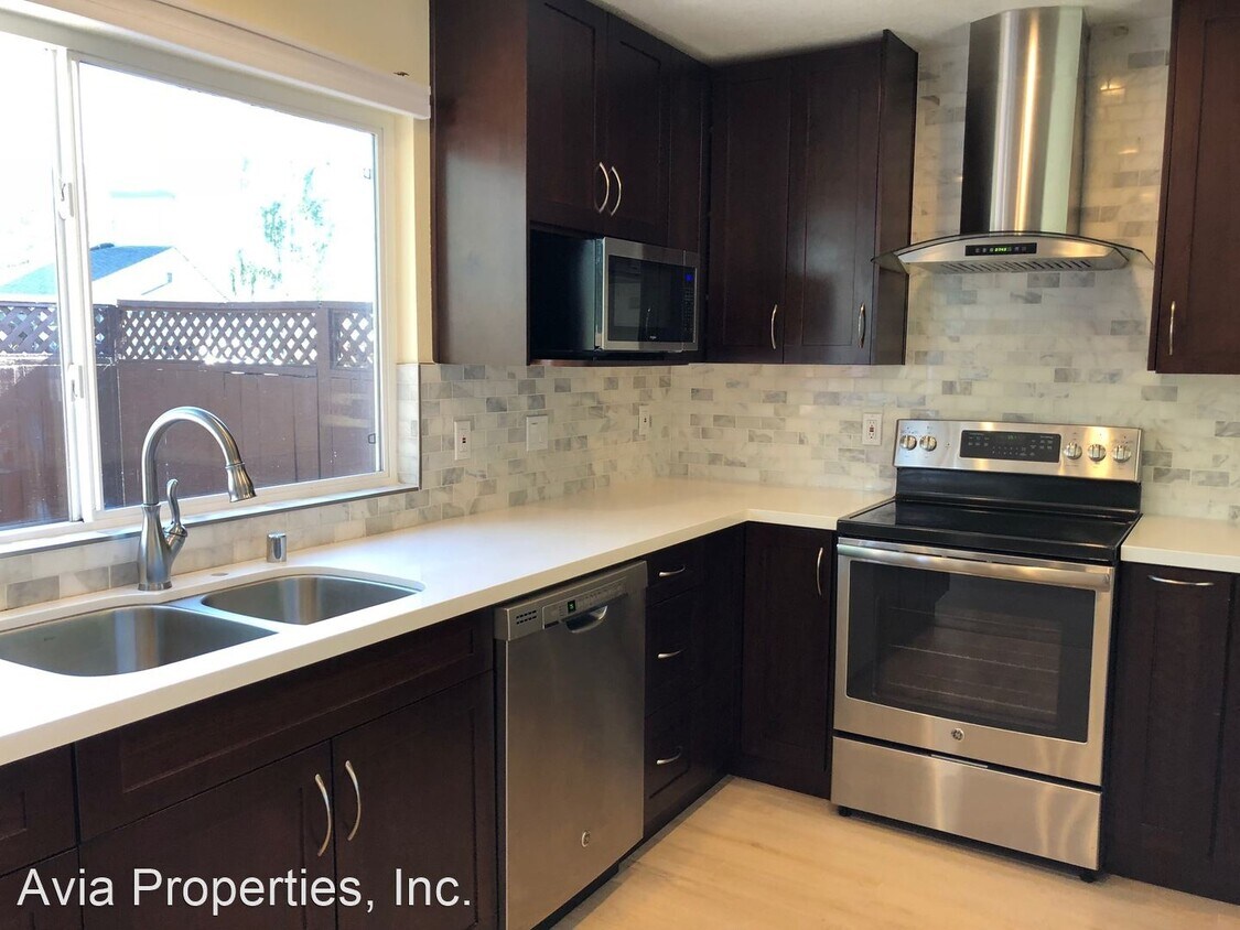 Foto principal - 3 br, 2.5 bath House - 843 Cortez Ln