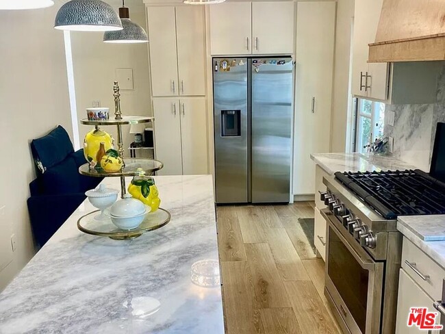 Building Photo - 11323 Mississippi Ave