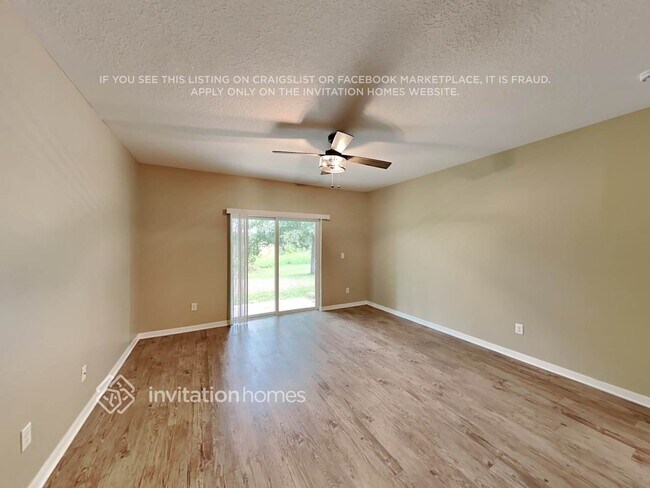 Foto del edificio - 5848 Windsong Oak Dr